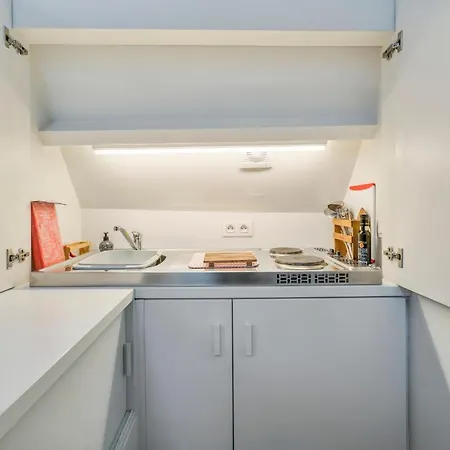 Charm Aan Zee - Loftstudio Met Prive Terras شقة